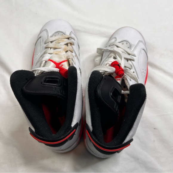 Nike Air Jordan - 12 Retro Taxi White Black Size 4.5Y GS L050725 - Picture 4 of 7